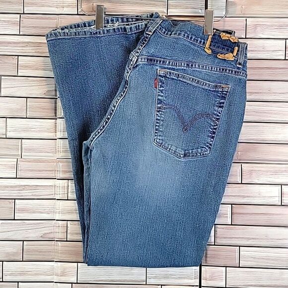 Levi's 515 Nouveau bootcut denim jeans Size 33X30 - Picture 1 of 16